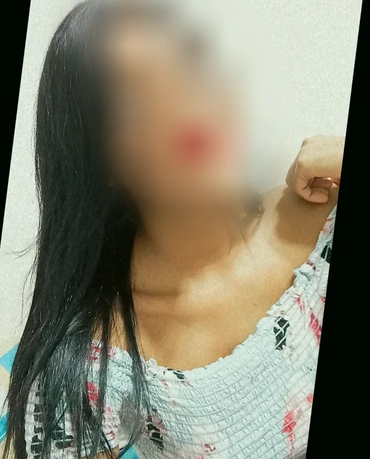 Mila, 25